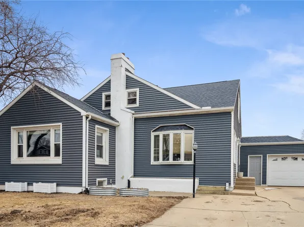 303 N Main St, Wheatland, IA 52777