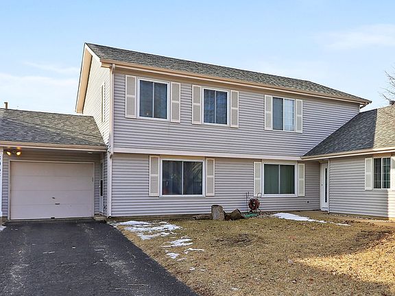 5th image of 3063 Winchester Ct W