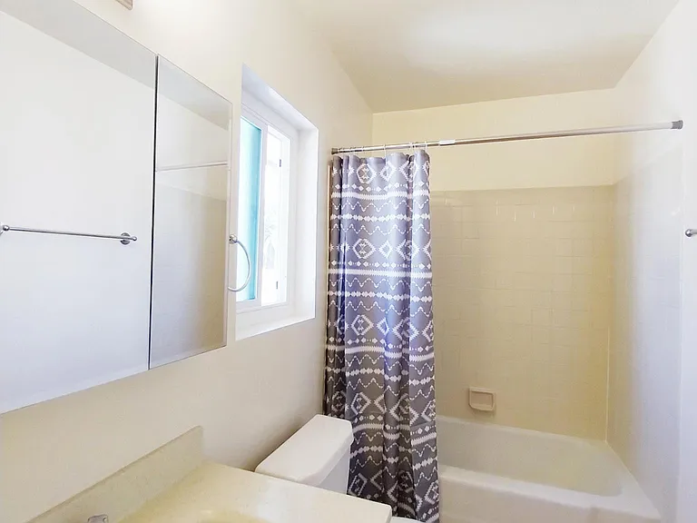 2937 N Garey Ave — Photo 14