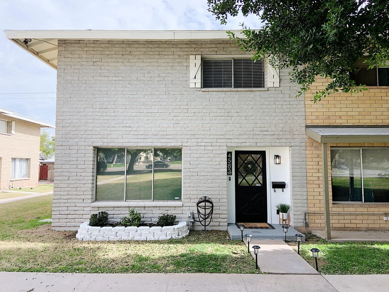 4583 S Mill Ave — Photo 1