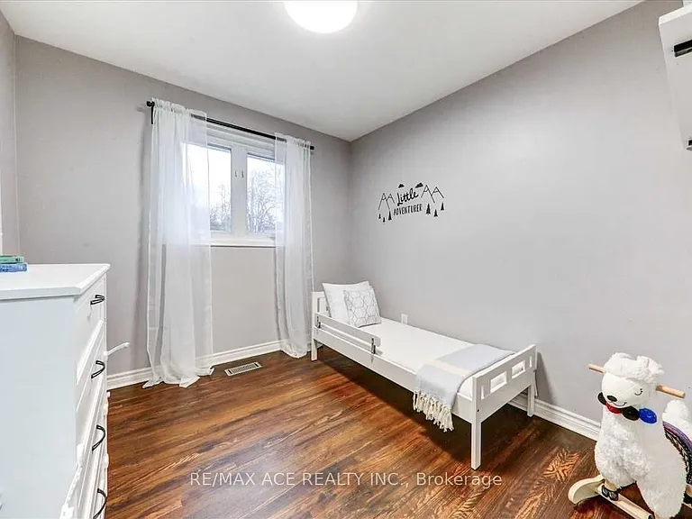 1 Wagner Dr — Photo 15