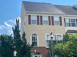 3830 Dominion Mill Dr, Alexandria, VA 22304