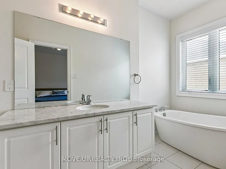32 Kingsville Ln — Photo 18