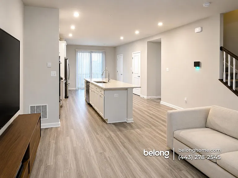 7001 Savannah Pkwy — Photo 4