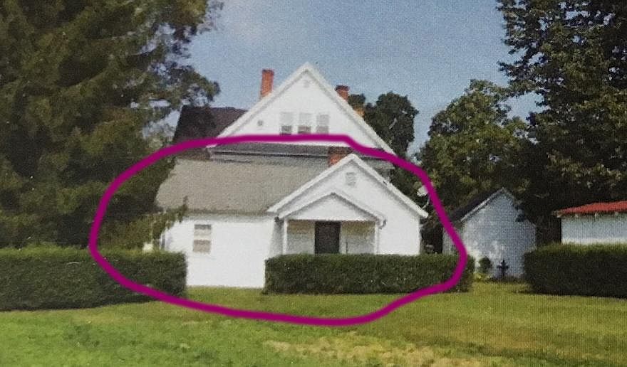 1st image of 203 1/2 E Main St