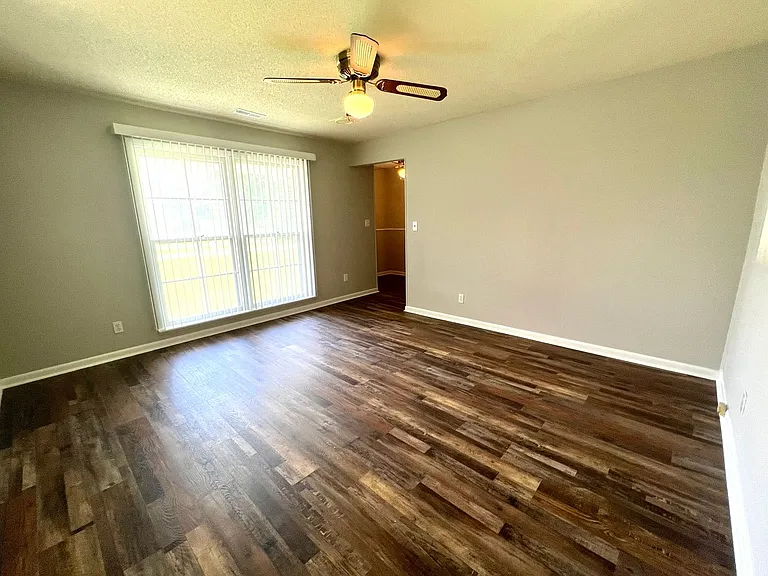 2992 Emery Rd — Photo 6