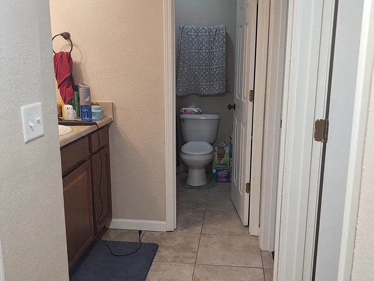 1745 W 24th St #7 — Photo 9