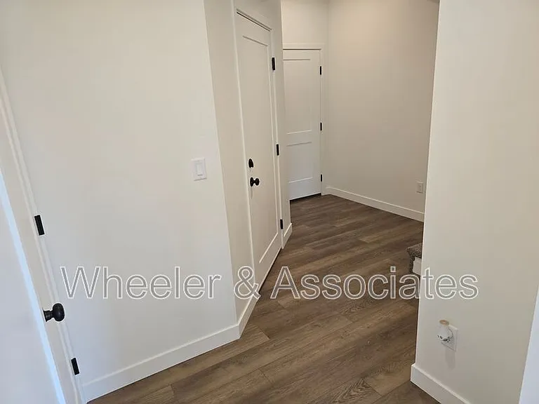 188 N 300 E #1 — Photo 15