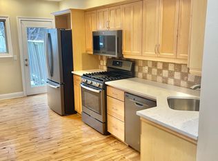 704 S Port St, Baltimore, MD 21224