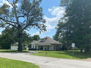 396 Florida Ave S, Parsons, TN 38363