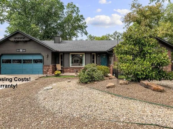 13 Halifax Ln, Bella Vista, AR 72714