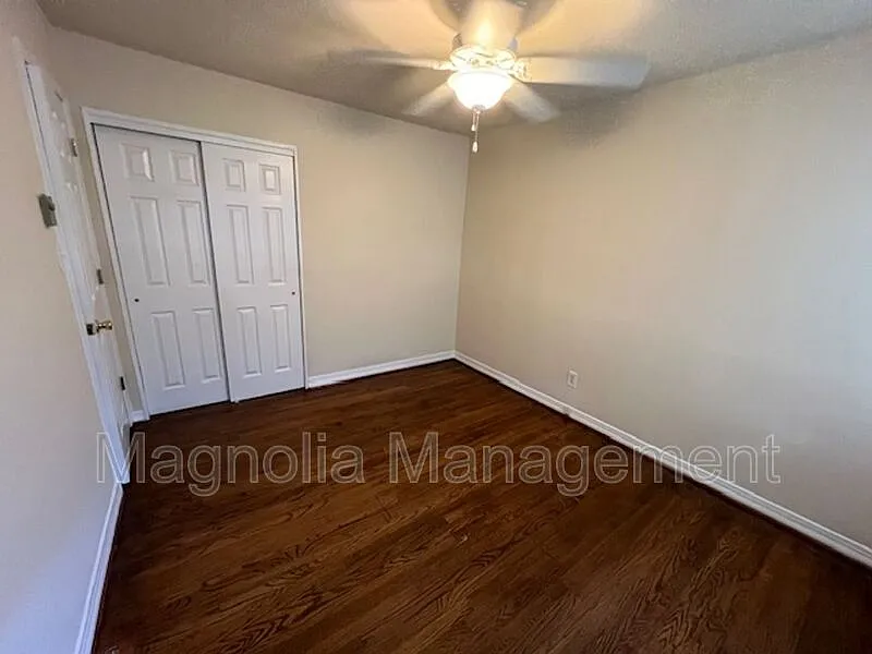 2 bed, 1.0 bath, $850 — Photo 3