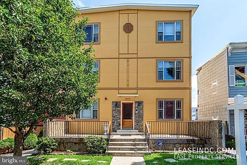 3573 Warder St NW #4 Photo 1