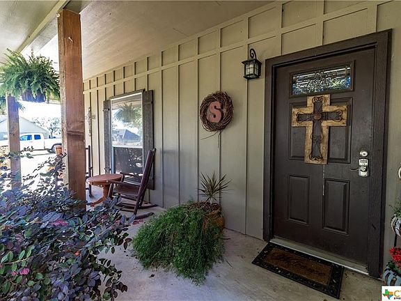 3rd image of 196 Grand Oak Dr