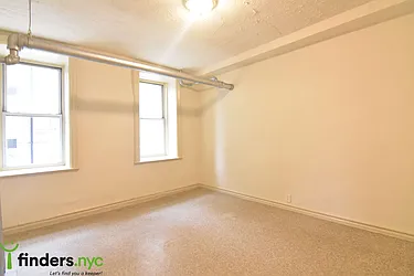 Rented by Clove Realty LLC