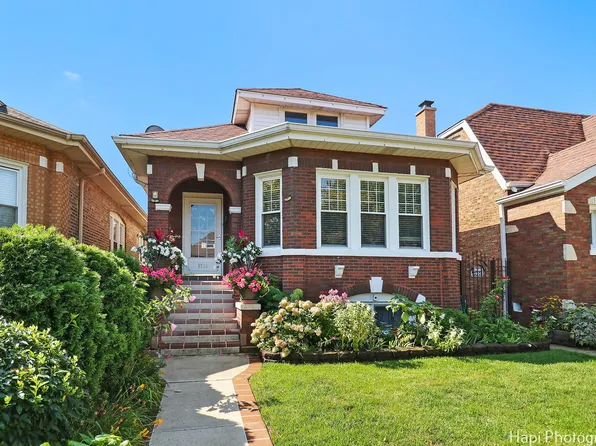 5733 W Melrose St, Chicago, IL 60634