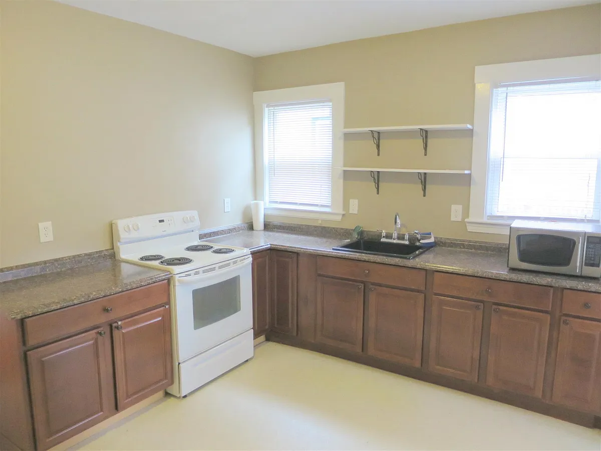 Building Photo - 210 Powder House Blvd #2
