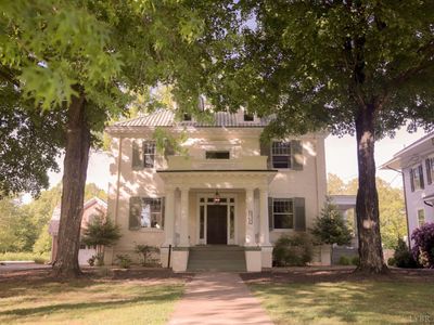 2142 Rivermont Ave, Lynchburg, VA, 24503