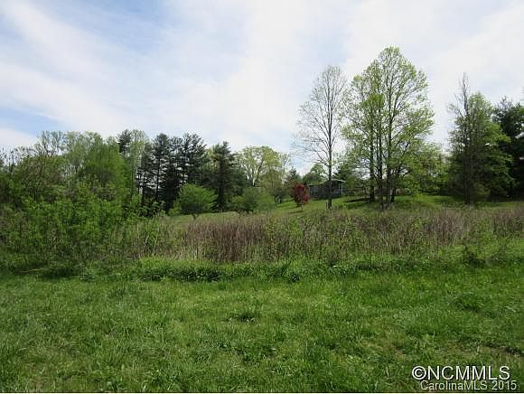 1st image of 7 Logan Ln #5