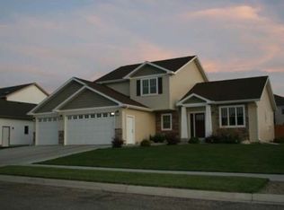 4001 Overland Rd, Bismarck, ND 58503