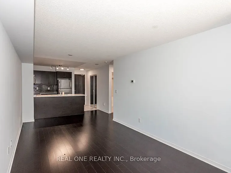 75 King William Cres #605 — Photo 2