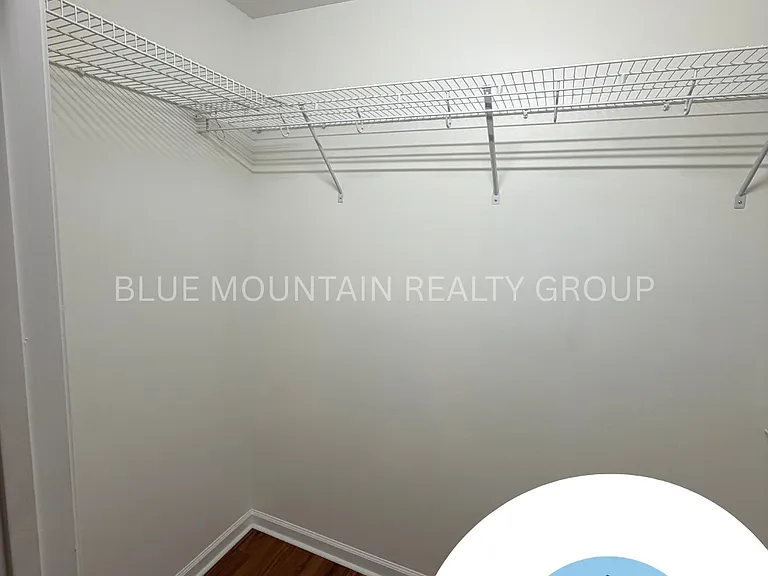 158 Hayfield Dr — Photo 7
