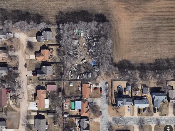 4 Six B Sand Ave, Wichita, KS 67217