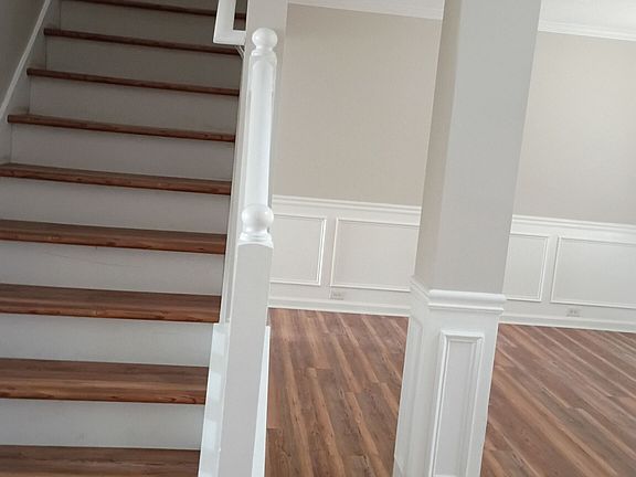 4th image of 314 Megan Dr