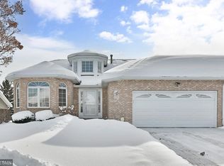 3141 Linden Dr, New Brighton, MN 55112