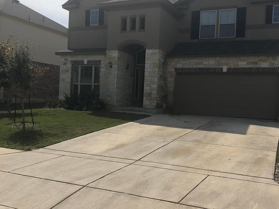Saddle creek ranch neighborhood