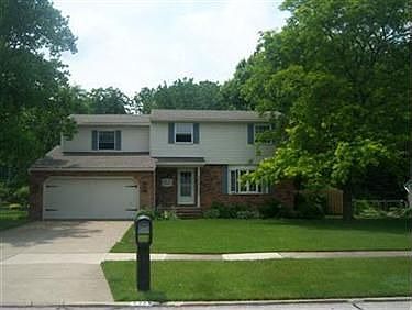 1st image of 8295 Pinehurst Dr