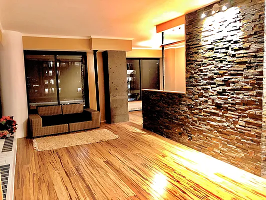 Rented by Aili Wang, LREB | media 37
