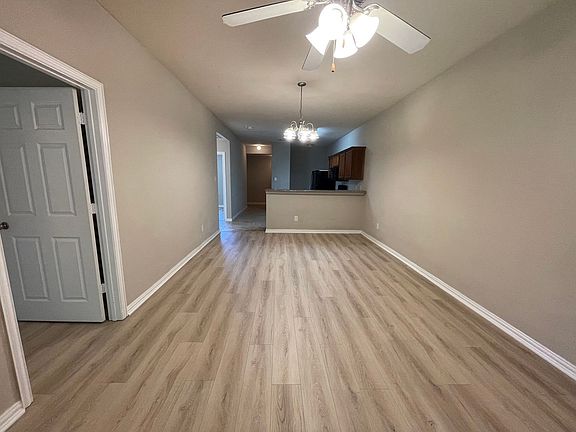 2nd image of 8116-8118 Arbor Ave #8116