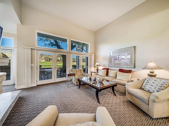 4th image of 994 Augusta Cir