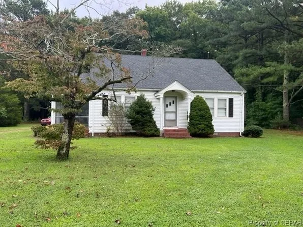 5111 Buckley Hall Rd, Cobbs Creek, VA 23035