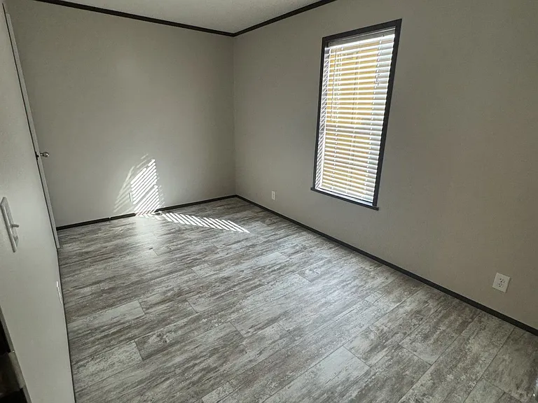 Oakridge Estates — Photo 11