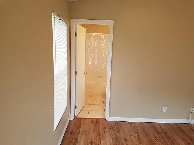 129 Burnsed Pl — Photo 18