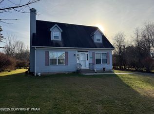 152 Bull Run, Long Pond, PA 18334
