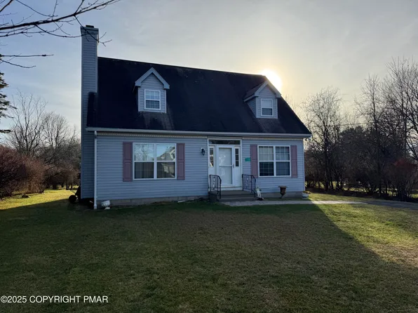 152 Bull Run, Long Pond, PA 18334