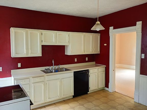 2nd image of 349 Hammond Ave