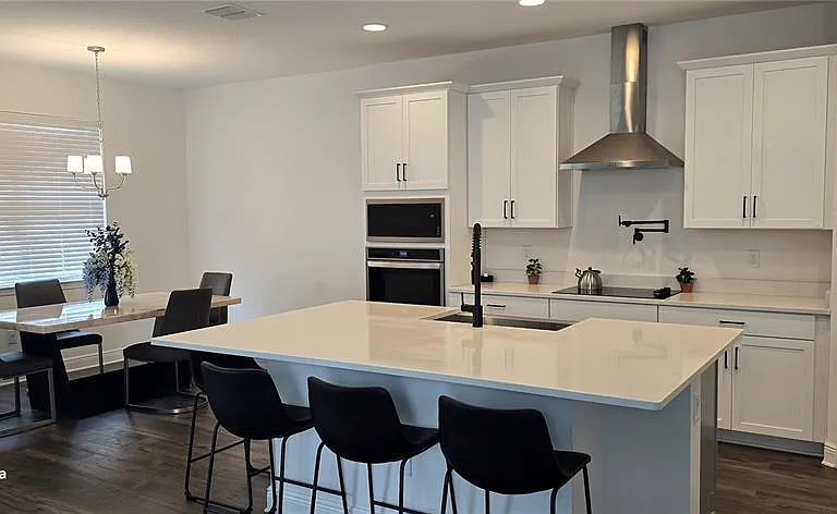 18410 Blue Heron Cir — Photo 12