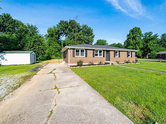3rd image of 175 Creek Side Dr