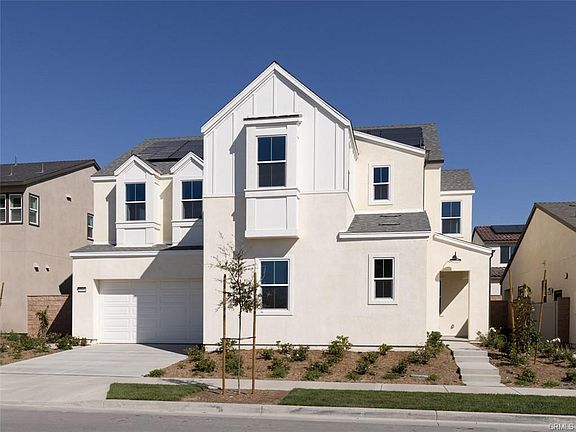 2nd image of 2565 E Harlow Ln