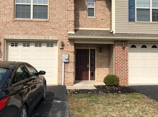 2006 Powell Dr, Chambersburg, PA 17201