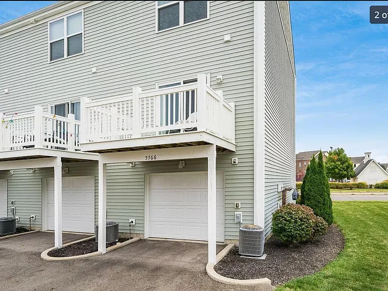 5766 Hayden Run Blvd — Photo 33