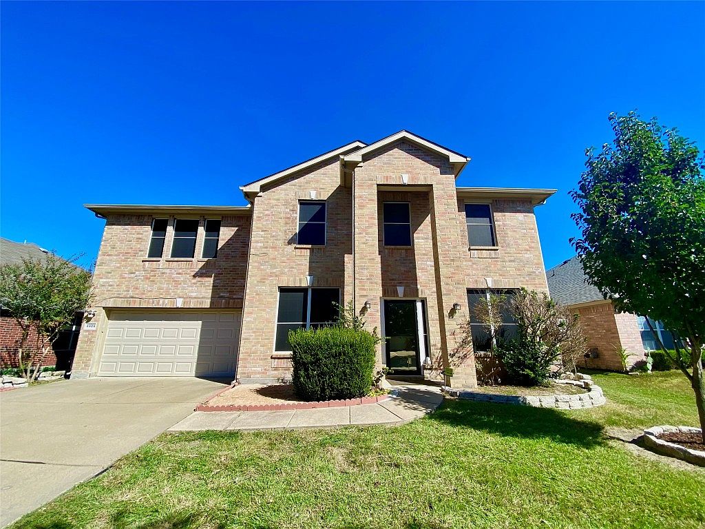 4906 Autumn Hl, Grand Prairie, TX 75052 | Zillow