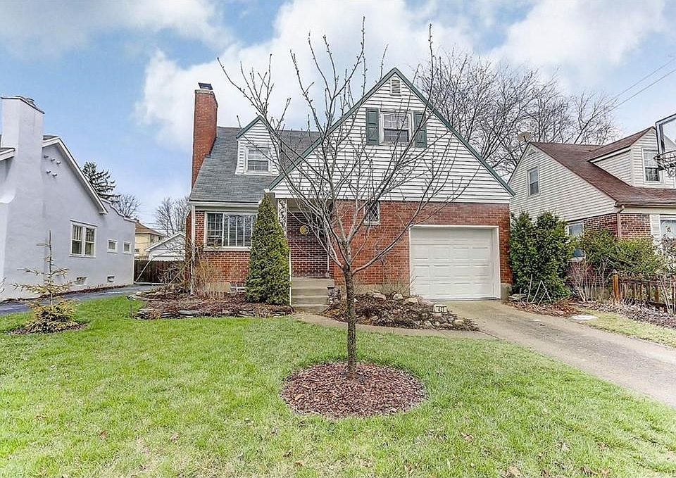 1st image of 427 Telford Ave