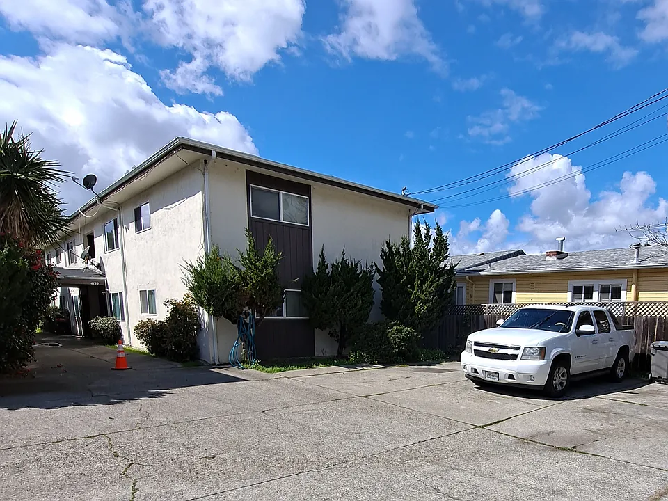 3 Bdrm Ready For New Tenant