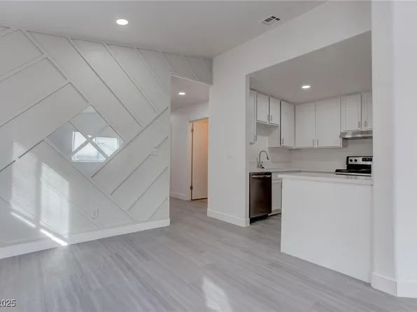 4432 Halbert Ave, Las Vegas, NV 89110