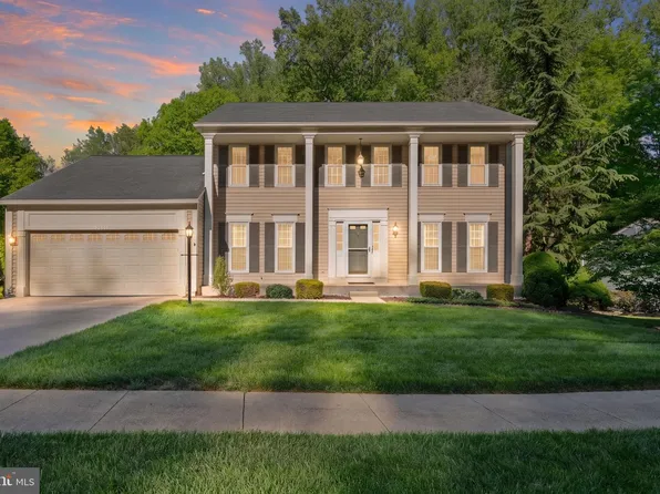 15861 Montview Dr, Dumfries, VA 22025